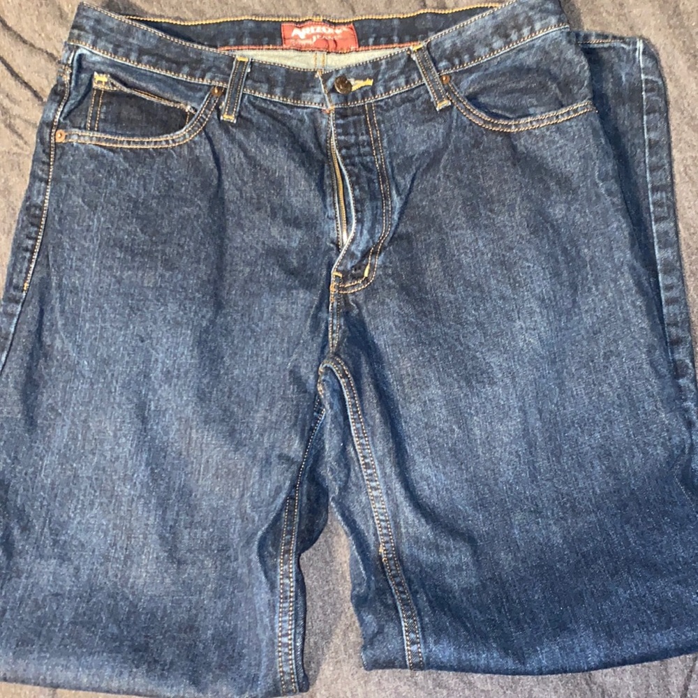 Arizona Loose Straight Jeans